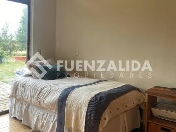 Vendemos Amplia Casa Condominio Las Bahías de Puerto Varas | 5 Dormitorios por 16800.00 en Puerto Varas