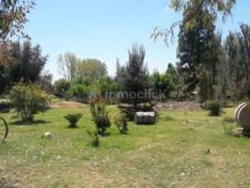 Vendemos excelente inmueble constante de 8000 m2 Parquizados