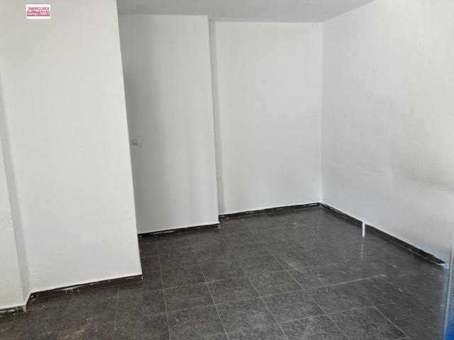 VENDER LOCAL COMERCIAL EN BENIFAIO