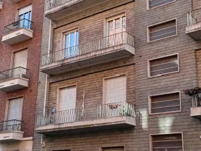 Vendesi mansarda a Torino via Testona, Nizza Millefonti