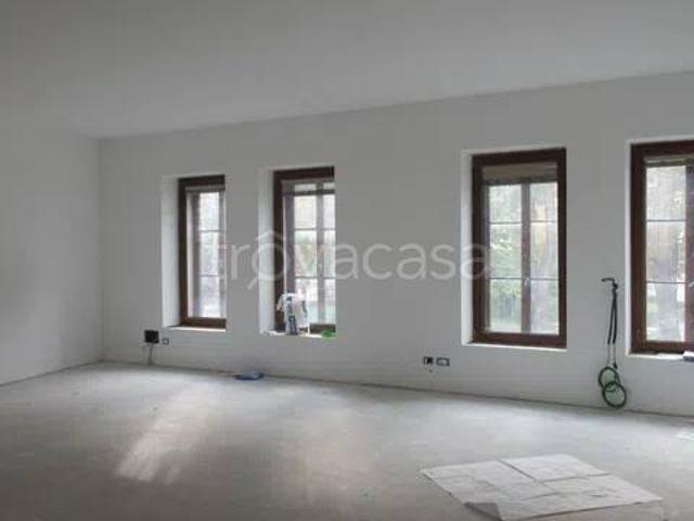 Vendesi monolocale a Belluno piazza Santo Stefano