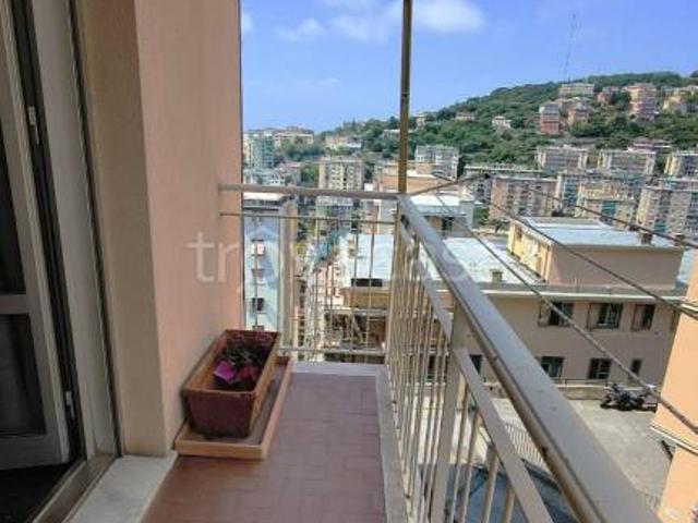 Vendesi monolocale a Genova, Oregina