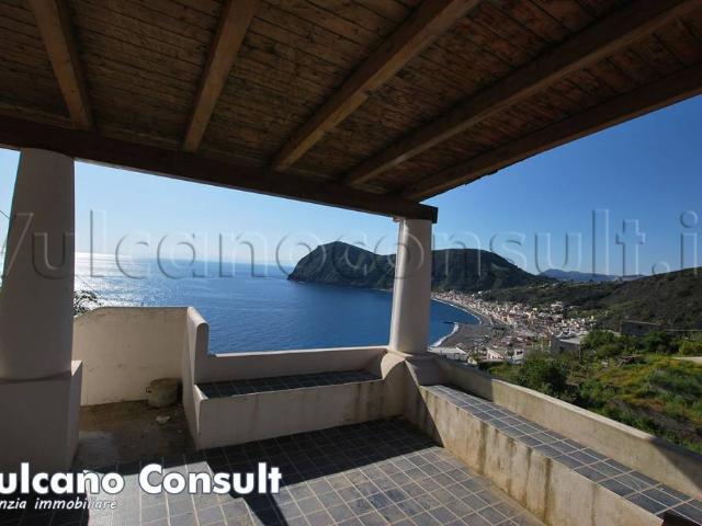 Vendesi monolocale a Lipari via Calandra Costa, 6, Canneto