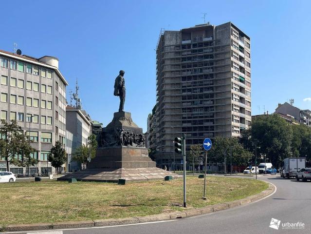 Vendesi attico a Milano via Vittoria Colonna, 49, De Angeli