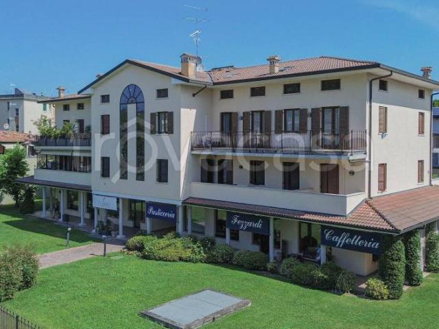 Vendesi attico a Montichiari via Trieste, 57