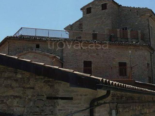 Vendesi attico a Cingoli piazza Xx Settembre
