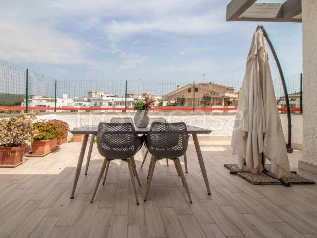 Vendesi attico a Santa Marinella via Aurelio Saffi