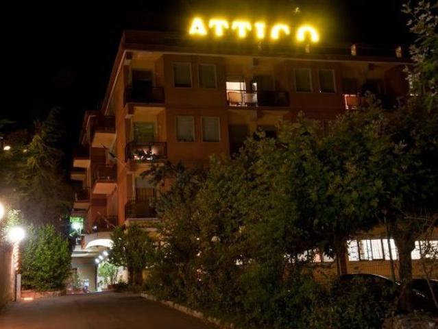 vendesi albergo