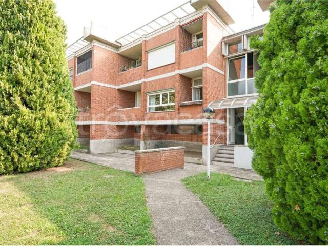 Vendesi appartamento a Mapello via lombardia, 26