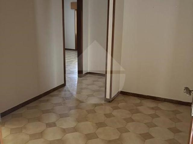 Vendesi appartamento a Mazara del Vallo via Val di Mazara