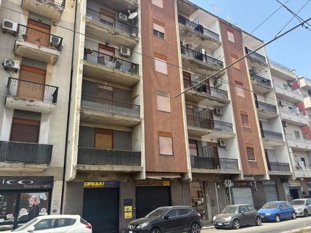 Vendesi appartamento a Messina, Gazzi