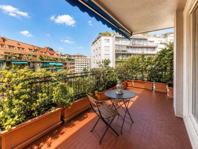 Vendesi appartamento a Milano via Plinio, 49, Città Studi