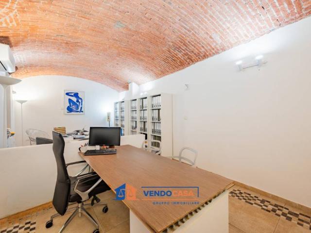Vendesi appartamento a Milano via Vittorio Alfieri, 18, Arena