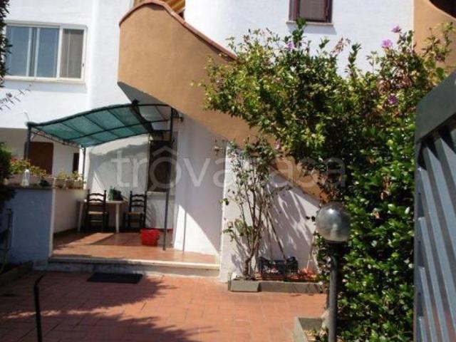 Vendesi appartamento a Montalto di Castro via del Triangolo, 30, Montalto Marina