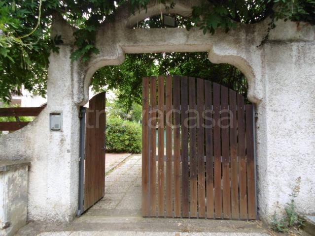 Vendesi appartamento a Montalto di Castro, Montalto Marina