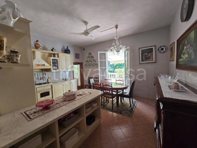 Vendesi appartamento a Montespertoli