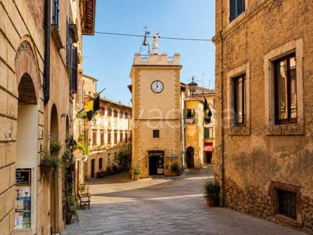 Vendesi appartamento a Montepulciano via delle Caldaie, 24