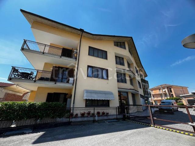 Vendesi appartamento a Morozzo via Sant'Albano, 4