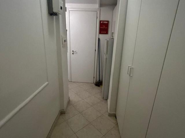 Vendesi appartamento a Napoli, Chiaia
