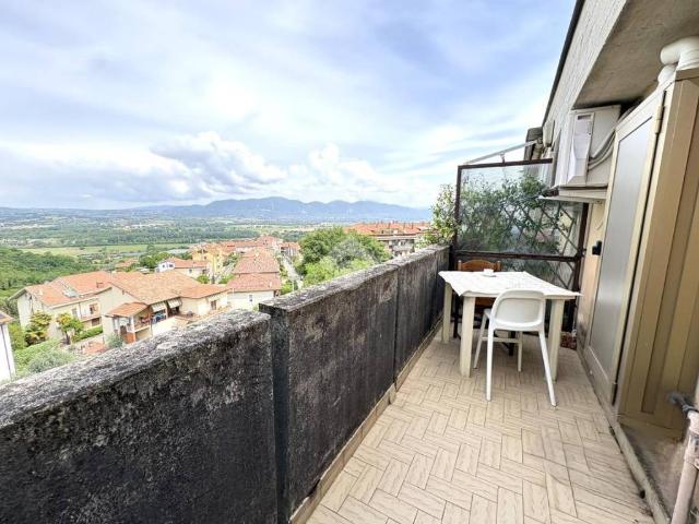 Vendesi appartamento a Narni