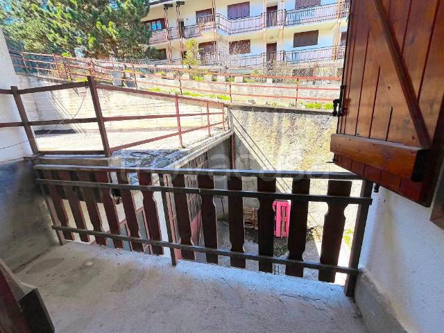 Vendesi appartamento a Oulx via dei Laghi, 7