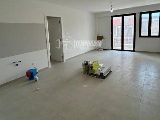 Vendesi appartamento a Oristano via Lombardia 14