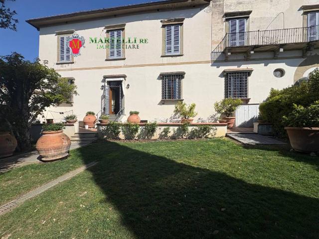 Vendesi appartamento a Bagno a Ripoli via del Carota