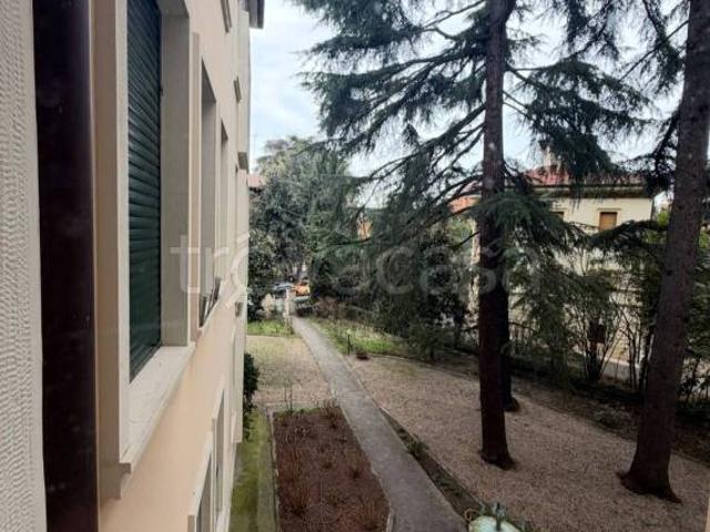 Vendesi appartamento a Bologna, Colli Murri