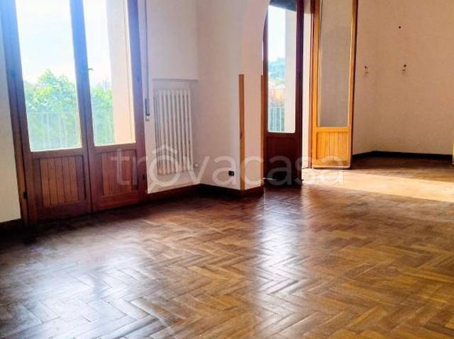 Vendesi appartamento a Bologna via Pietro Busacchi, Saragozza fuori Porta