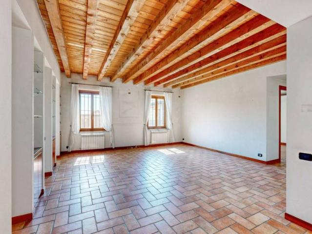 Vendesi appartamento a Brugherio via dei Mille, 112
