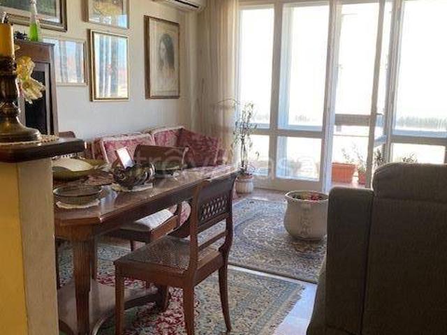 Vendesi appartamento a Camaiore, Lido Di Camaiore