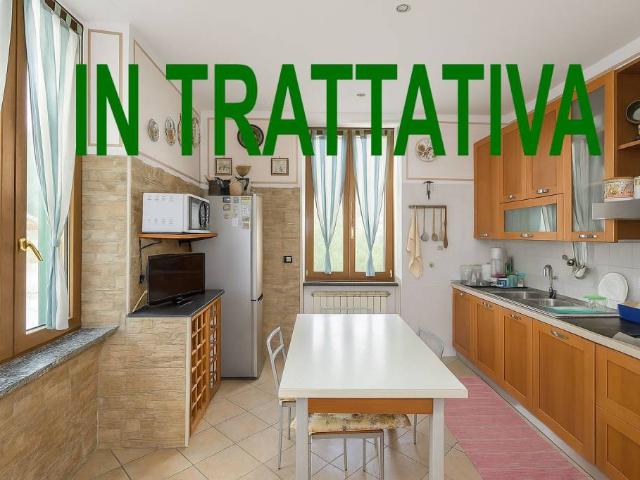 Vendesi appartamento a Campo Ligure via Campofreddo, 1