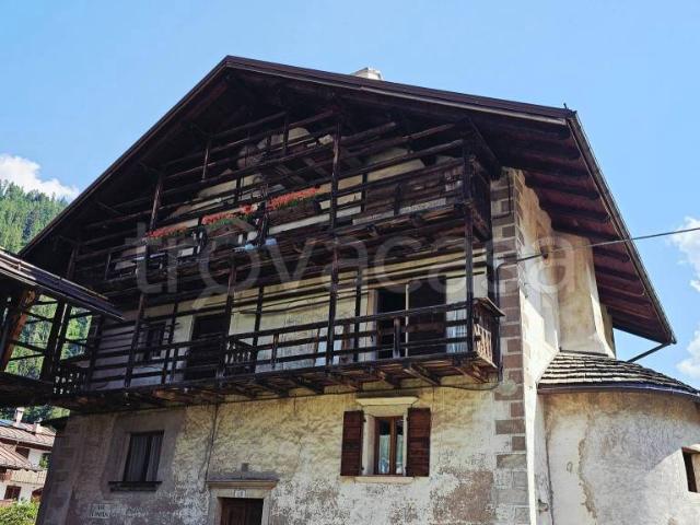 Vendesi appartamento a Canale d'Agordo