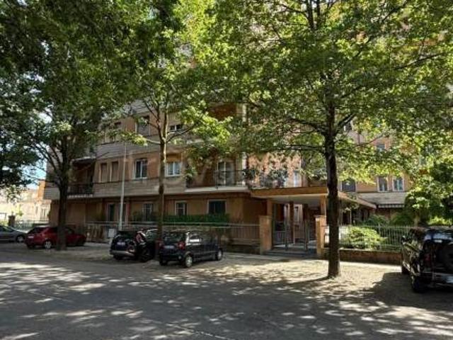 Vendesi appartamento a Casale Monferrato corso Duca d'Aosta, 7