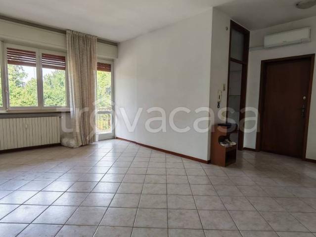 Vendesi appartamento a Cassolnovo via Lavatelli, 46