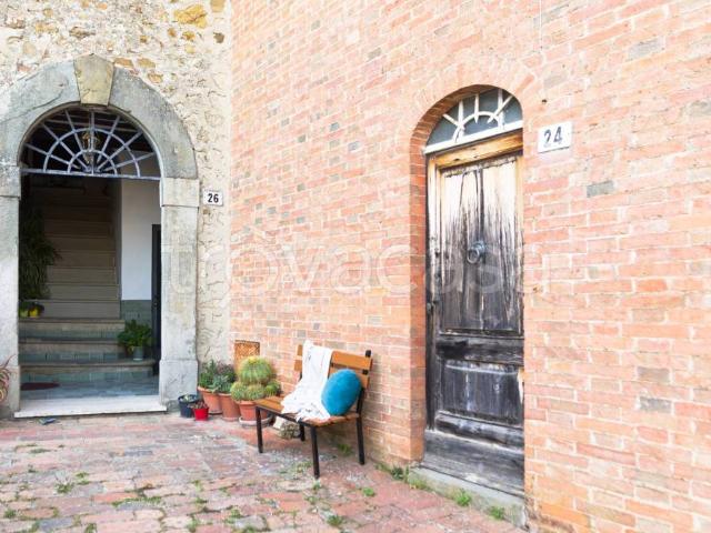 Vendesi appartamento a Castelnuovo Berardenga, Vagliagli