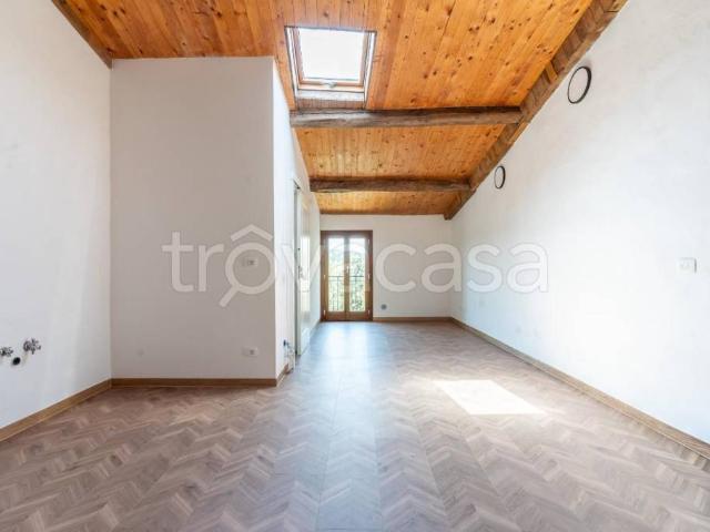 Vendesi appartamento a Castelfiorentino, Cambiano