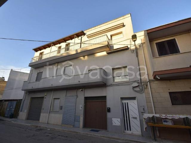 Vendesi appartamento a Carovigno via Palermo