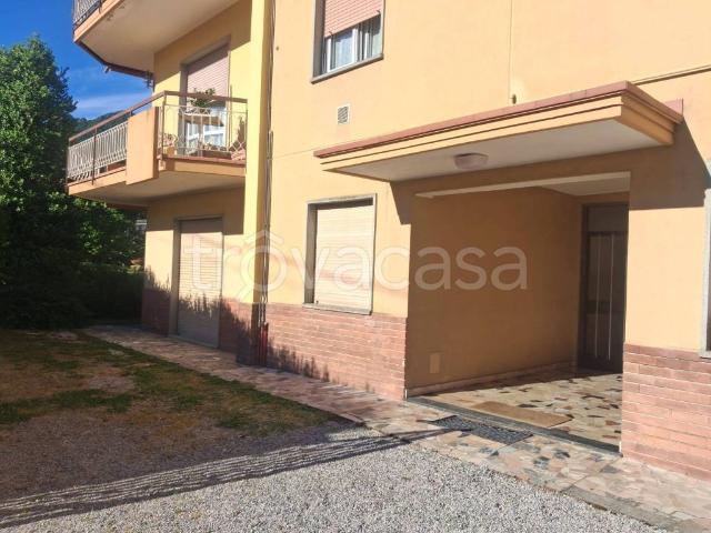 Vendesi appartamento a Carenno viale Giuseppe Verdi