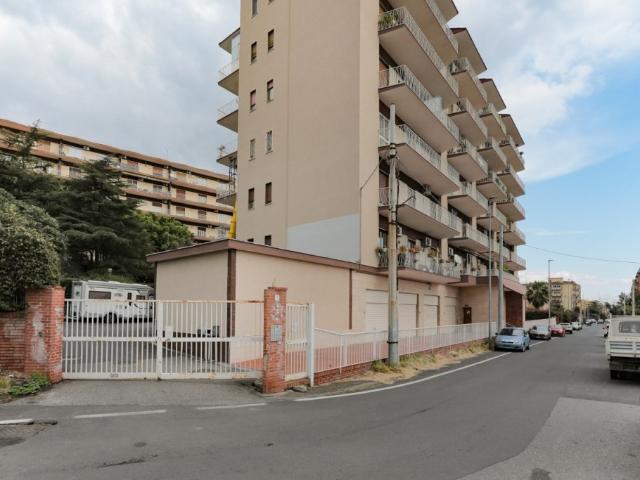 Vendesi appartamento a Catania via Nuovalucello, 3