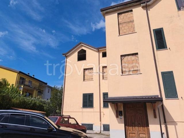 Vendesi appartamento a Chiaromonte viale Magna Grecia