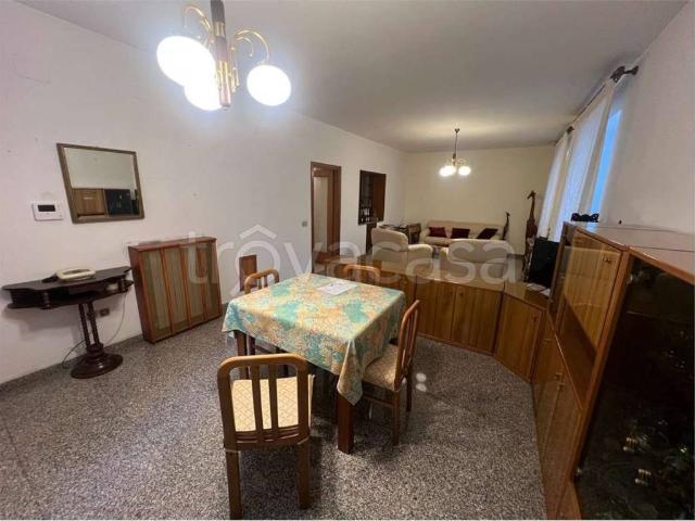 Vendesi appartamento a Chieti via del Tricalle