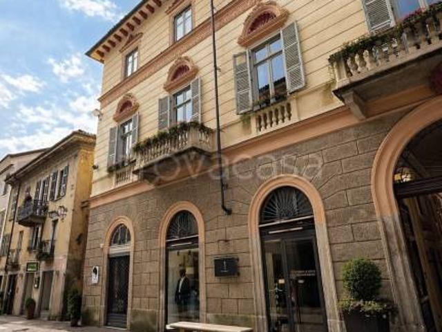 Vendesi appartamento a Chieri via Vittorio Emanuele II