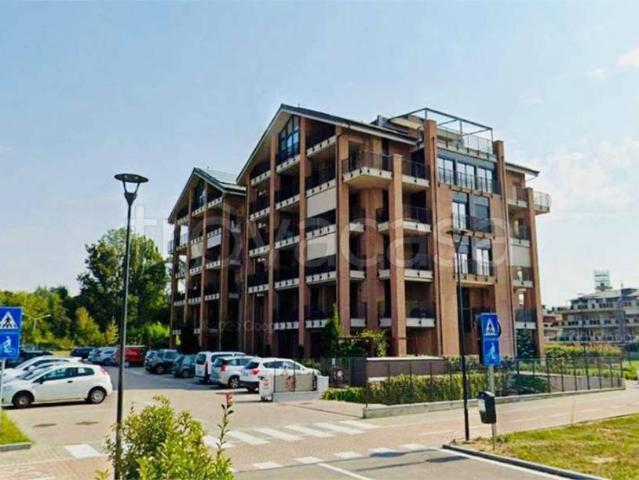Vendesi appartamento a Chieri viale Fiume, 3