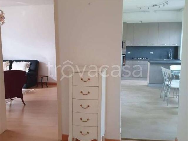 Vendesi appartamento a Cormons