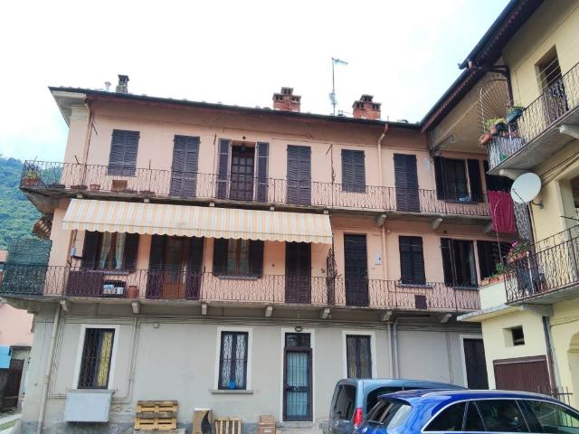 Vendesi appartamento a Crusinallo, Omegna
