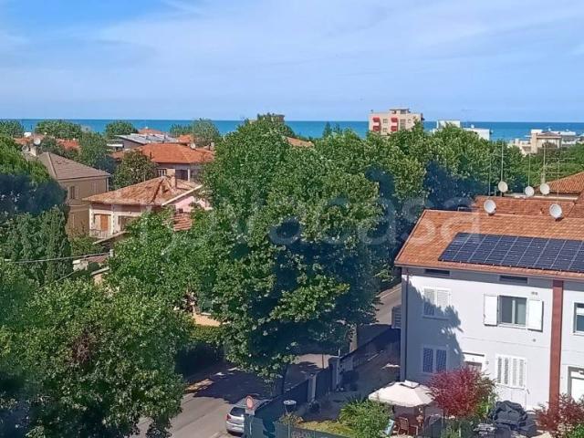 Vendesi appartamento a Fano, Paleotta
