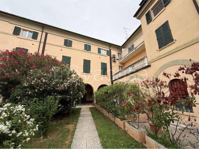 Vendesi appartamento a Ferrara via Mortara, 171, Centro Storico