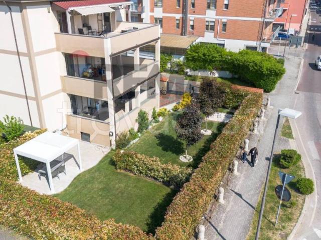 Vendesi appartamento a Fidenza