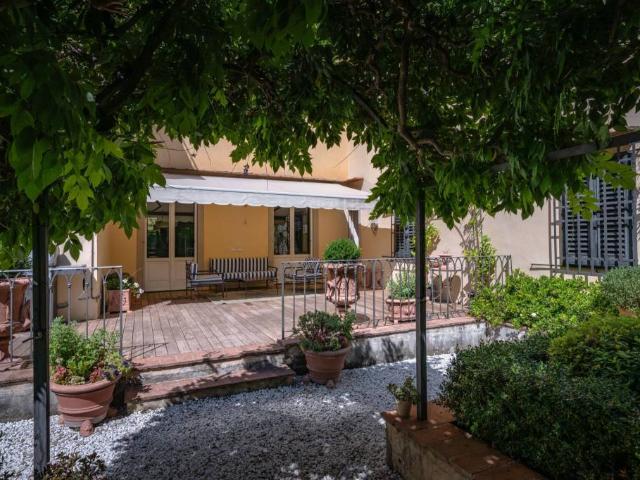 Vendesi appartamento a Firenze, San Niccolò